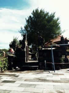 Batu Bolong Tempel Bali